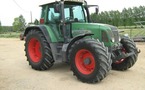 Tracteur agricole : Fendt 714