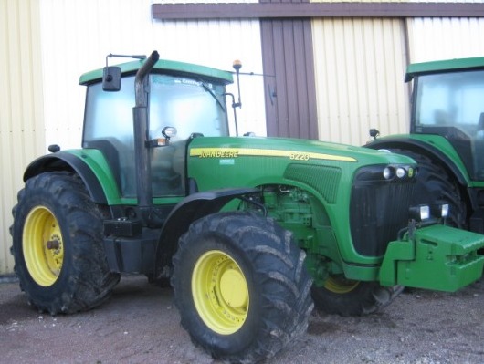 Tracteur John Deere 8220 Tracteur John Deere 8220